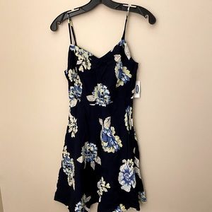 Old Navy blue floral casual dress